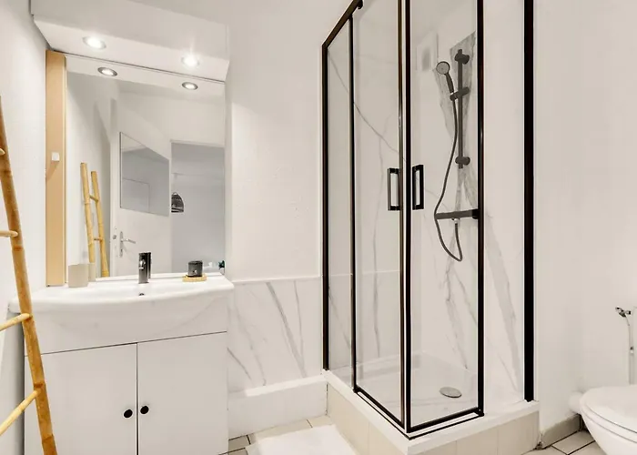 T2 Avec Terrasse - Ideal Pour 4 Voyageurs *